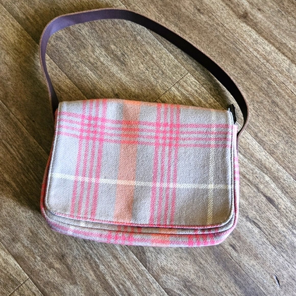 American Eagle Outffiters Plaid Pink and Gray Women's‎ Bag - Picture 1 of 5